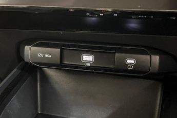 KIA NIRO 64.8kWh 2 SUV 5dr Electric Auto (201 bhp) Reverse Camera, Rear P