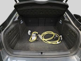 SKODA SUPERB 1.4 TSI iV 13kWh SE L Hatchback 5dr Petrol Plug-in Hybrid DSG Eu