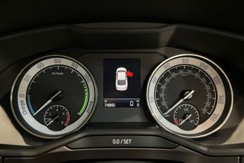 SKODA SUPERB 1.4 TSI iV 13kWh SE L Hatchback 5dr Petrol Plug-in Hybrid DSG Eu