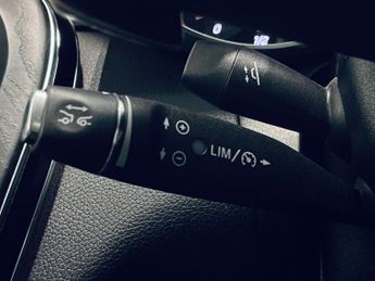 MERCEDES-BENZ C 200 2.0 AMG LINE 7G-DCT Euro 6