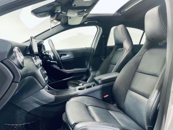 MERCEDES-BENZ A-CLASS 2.1 A200d AMG Line (Premium Plus) Hatchback 5dr Diesel 7G-DCT Eu