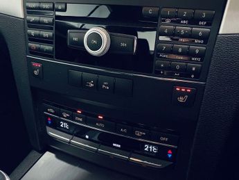 MERCEDES-BENZ E-CLASS 1.8 E250 CGI BlueEfficiency SE Coupe 2dr Petrol Tiptronic Euro 5