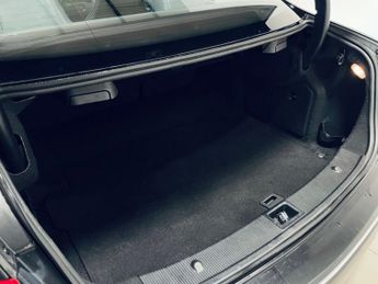 MERCEDES-BENZ E-CLASS 1.8 E250 CGI BlueEfficiency SE Coupe 2dr Petrol Tiptronic Euro 5