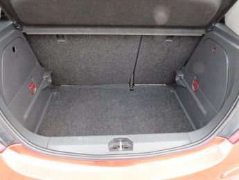 VAUXHALL CORSA 1.4 16V SE Hatchback 5dr Petrol Auto Euro 5 (100 ps)