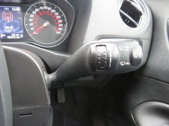 FORD MONDEO 2.0 TDCi Titanium X Business Edition Hatchback 5dr Diesel Powers