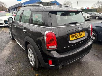 MINI COUNTRYMAN 2.0 Cooper D SUV 5dr Diesel Auto ALL4 Euro 6 (s/s) (150 ps)
