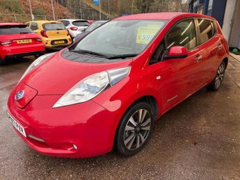 NISSAN LEAF 30kWh Tekna Hatchback 5dr Electric Auto (109 bhp)