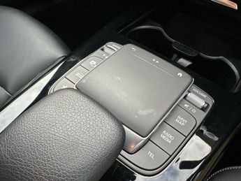 MERCEDES-BENZ CLA 2.0 CLA220d AMG Line (Premium) Coupe 4dr Diesel 8G-DCT Euro 6 (s