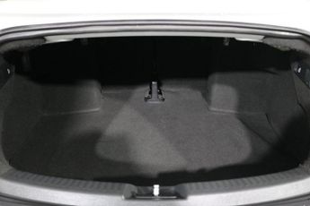 VOLKSWAGEN BEETLE 2.0 TDI Sport Cabriolet 2dr Diesel DSG Euro 5 (140 ps)