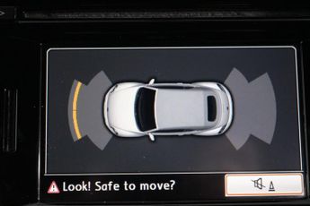 VOLKSWAGEN BEETLE 2.0 TDI Sport Cabriolet 2dr Diesel DSG Euro 5 (140 ps)