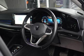 VOLKSWAGEN GOLF 2.0 TDI Style Hatchback 5dr Diesel DSG Euro 6 (s/s) (150 ps)