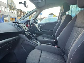 VAUXHALL ZAFIRA TOURER AUTOMATIC 1.4i Turbo SRi MPV 5dr Petrol Auto Euro 6 (140 ps)
