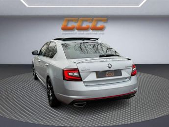 SKODA OCTAVIA 2.0 TDI vRS Hatchback 5dr Diesel DSG Euro 6 (s/s) (184 ps)