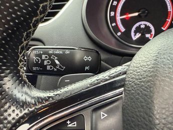 SKODA OCTAVIA 2.0 TDI vRS Hatchback 5dr Diesel DSG Euro 6 (s/s) (184 ps)