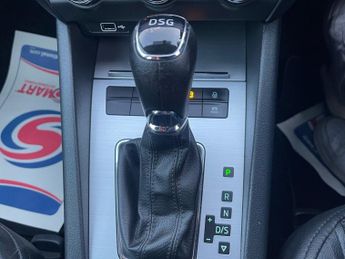 SKODA OCTAVIA 2.0 TDI SE Hatchback 5dr Diesel DSG Euro 6 (s/s) (150 ps)