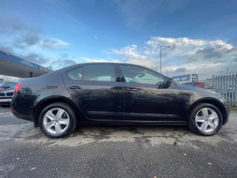 SKODA OCTAVIA 2.0 TDI SE Hatchback 5dr Diesel DSG Euro 6 (s/s) (150 ps)