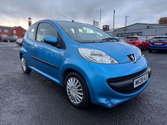 Peugeot 107 1.0 12V Urban Hatchback 3dr Petrol Manual Euro 4 (68 ps)