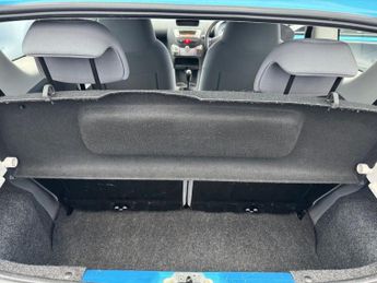 PEUGEOT 107 1.0 12V Urban Hatchback 3dr Petrol Manual Euro 4 (68 ps)