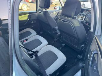 CITROEN GRAND C4 PICASSO 1.6 e-HDi Airdream Exclusive MPV 5dr Diesel ETG6 Euro 5 (s/s) (1