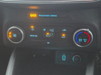 FORD FOCUS 1.0T EcoBoost Active Hatchback 5dr Petrol Auto Euro 6 (s/s) (125