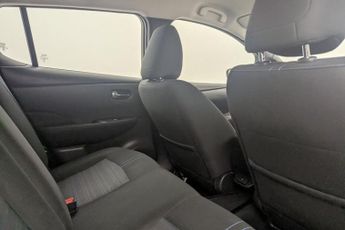 NISSAN LEAF 39kWh Acenta Hatchback 5dr Electric Auto (150 ps)