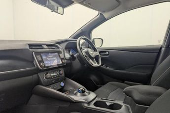 NISSAN LEAF 39kWh Acenta Hatchback 5dr Electric Auto (150 ps)