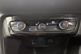 VAUXHALL Corsa Electric 50kWh SRi Premium Hatchback 5dr Electric Auto (136 ps)