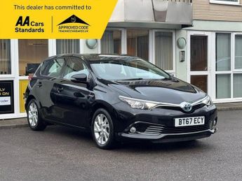 Toyota Auris 1.8 VVT-h Icon Tech Hatchback 5dr Petrol Hybrid CVT Euro 6 (s/s)