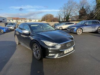 Infiniti Q30 1.5d Premium Hatchback 5dr Diesel Manual Euro 6 (s/s) (109 ps)