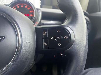 MINI HATCH 1.5 Cooper Classic Hatchback 3dr Petrol Manual Euro 6 (s/s) (136