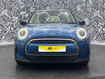 MINI HATCH 1.5 Cooper Classic Hatchback 3dr Petrol Manual Euro 6 (s/s) (136