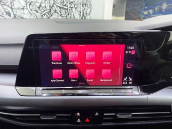 VOLKSWAGEN GOLF 1.0 eTSI MHEV Active Hatchback 5dr Petrol Hybrid DSG Euro 6 (s/s