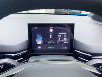 MG 1100 64kWh Trophy Long Range Hatchback 5dr Electric Auto (203 ps)