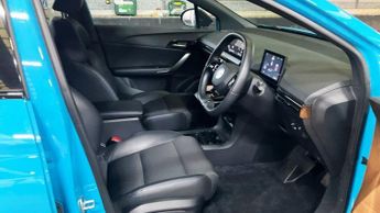 MG Mg4 64kWh Trophy Long Range Hatchback 5dr Electric Auto (203 ps)