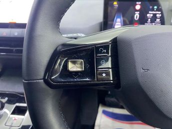 MG 1100 64kWh Trophy Long Range Hatchback 5dr Electric Auto (203 ps)