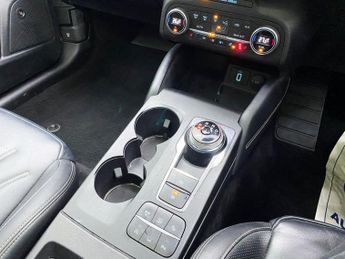 FORD FOCUS 1.5T EcoBoost Vignale Hatchback 5dr Petrol Auto Euro 6 (s/s) (18