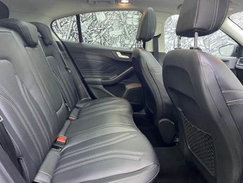 FORD FOCUS 1.5T EcoBoost Vignale Hatchback 5dr Petrol Auto Euro 6 (s/s) (18