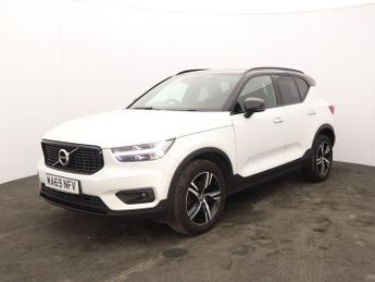 VOLVO XC40 1.5 T3 R-Design SUV 5dr Petrol Auto Euro 6 (s/s) (163 ps)