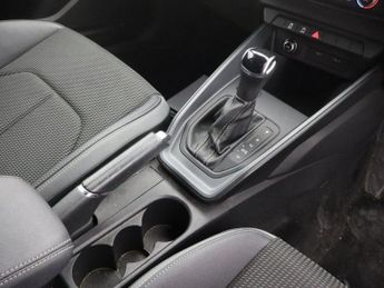 AUDI A1 1.0 TFSI 25 S line Sportback 5dr Petrol S Tronic Euro 6 (s/s) (9