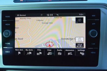 VOLKSWAGEN PASSAT 2.0 TDI SE Business Estate 5dr Diesel Manual Euro 6 (s/s) (150 p