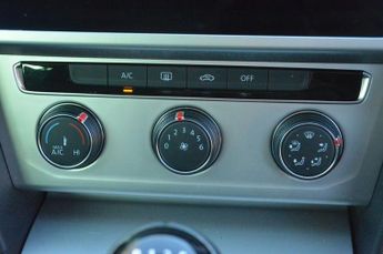 VOLKSWAGEN PASSAT 2.0 TDI SE Business Estate 5dr Diesel Manual Euro 6 (s/s) (150 p