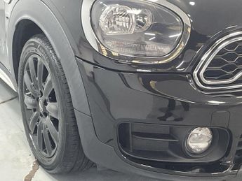 MINI COUNTRYMAN 1.5 7.6kWh GPF Cooper SE SUV 5dr Petrol Plug-in Hybrid Auto ALL4