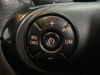 MINI COUNTRYMAN 1.5 7.6kWh GPF Cooper SE SUV 5dr Petrol Plug-in Hybrid Auto ALL4