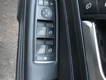 MERCEDES-BENZ E-CLASS 2.1 E220d AMG Line Edition Cabriolet 2dr Diesel G-Tronic+ Euro 6