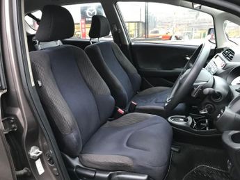 HONDA JAZZ 1.4 i-VTEC ES Hatchback 5dr Petrol CVT Euro 5 (99 ps)