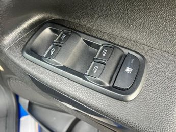 FORD ECOSPORT 1.5 Titanium SUV 5dr Petrol Powershift 2WD Euro 5 (112 ps)