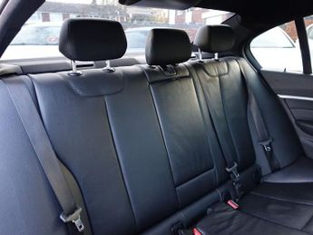 BMW 3 SERIES 2.0 320i M Sport Saloon 4dr Petrol Auto Euro 6 (s/s) (184 ps)