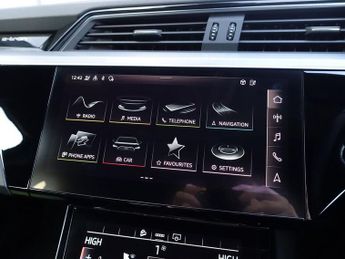 AUDI E-TRON 55 S line Sportback 5dr Electric Auto quattro 95kWh (11kW Charge