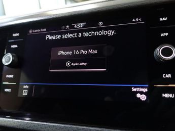 VOLKSWAGEN T-CROSS 1.0 TSI R-Line SUV 5dr Petrol DSG Euro 6 (s/s) (110 ps)