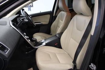 VOLVO XC60 2.0 D4 SE Lux Nav SUV 5dr Diesel Auto Euro 6 (s/s) (190 ps)